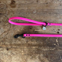 Waterproof Leash : Neon Pink + Black