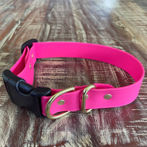 Adjustable Waterproof Collar : Neon Pink + Brass