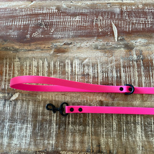 Waterproof Leash (Lightweight) : Neon Pink + Black